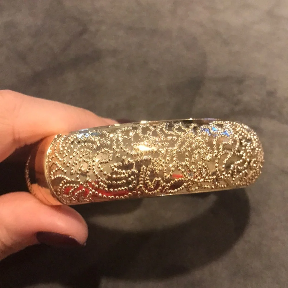 Gold Ornate Filigree Magnetic Hinge Bangle Bracelet Floral Scroll Pattern